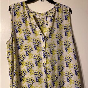 Chaus short sleeve XL.